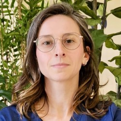 DV Laura Simbault